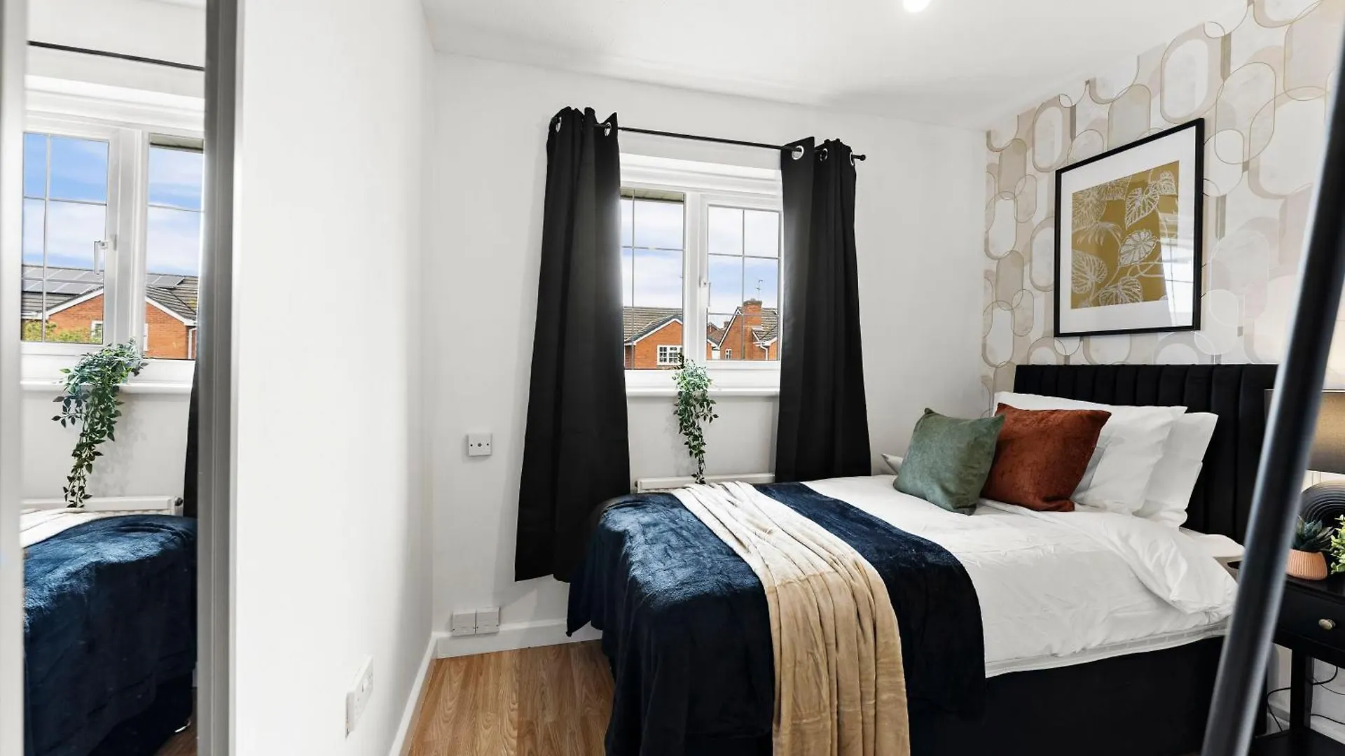 Holiday home Spacious 5-Bedroom Home In Cheltenham GLOUCESTERSHIRE